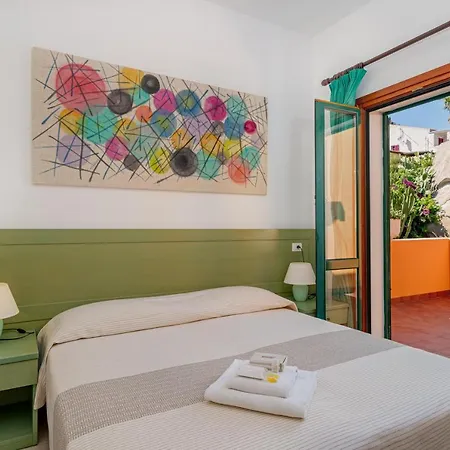 Hotel Marinaro Santa Teresa Gallura Exterior photo