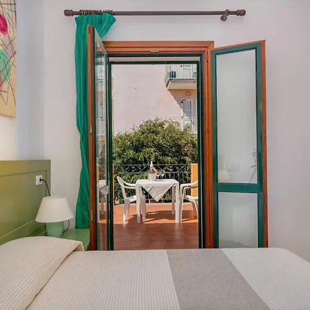 Hotel Marinaro Santa Teresa Gallura Exterior photo