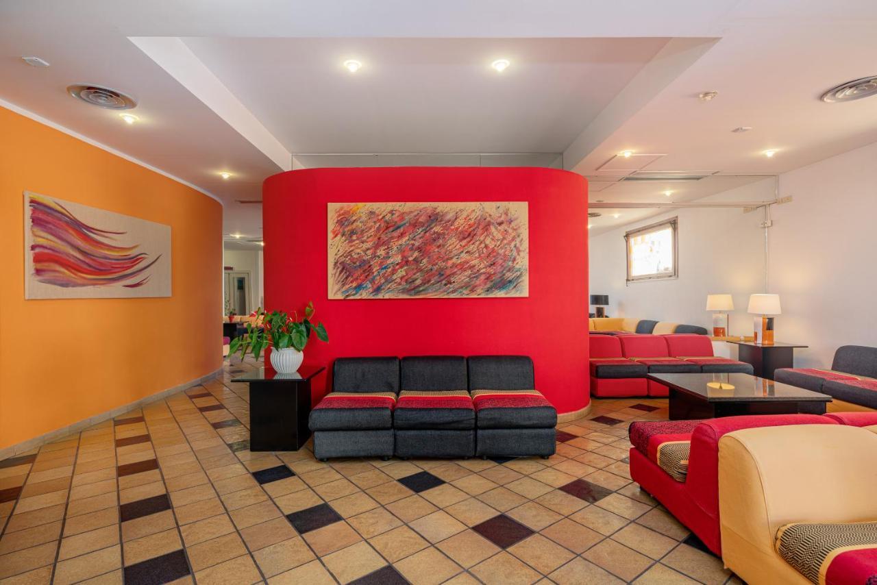 Marinaro Hotel